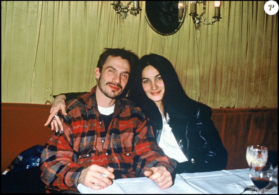 Florent Pagny et sa compagne Azucena Caamaño à Paris en 1993.
