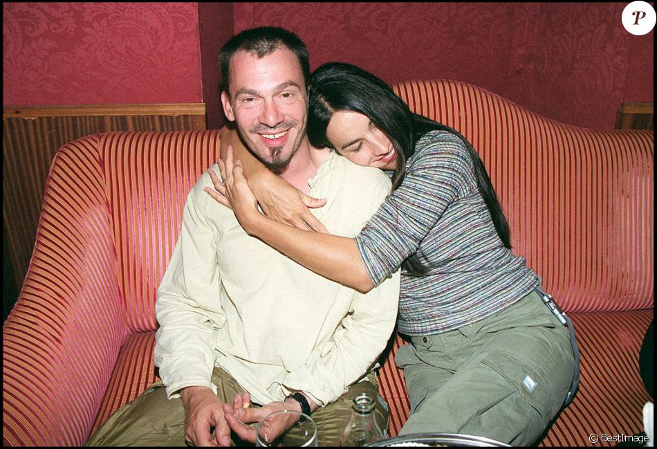 Florent Pagny et sa compagne Azucena Caamaño à Paris en 1999.