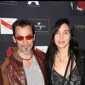 Florent Pagny et sa femme Azucena Caamaño à Paris en 2010.