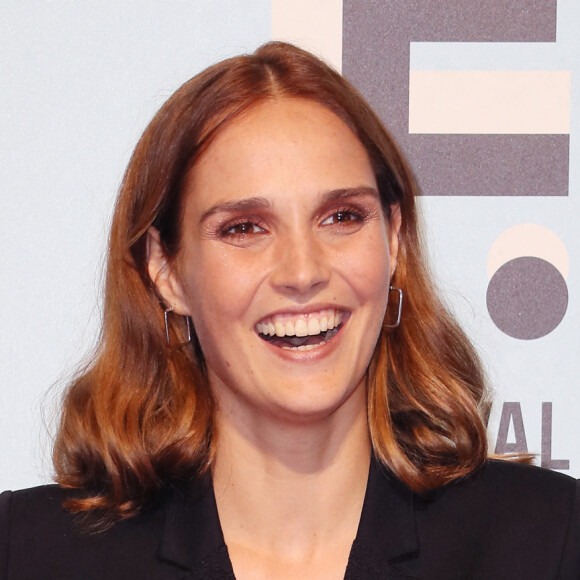 Camille Lou - Projection en avant-première de la série de TF1 " Le Bazar de la Charité" lors de la 21ème édition du Festival de la Fiction TV de la Rochelle le 12 septembre 2019. © Patrick Bernard / Bestimage