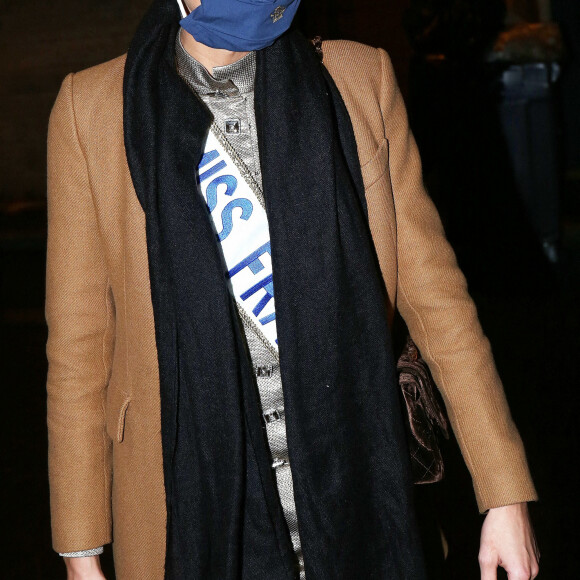 Exclusif - Amandine Petit, Miss France 2021, à son arrivée dans les studios de NRJ à Paris. Le 6 janvier 2021 