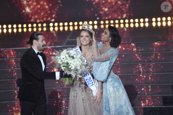 Miss Normandie : Amandine Petit gagnante de Miss France 2021 le 19 décembre en direct sur TF1