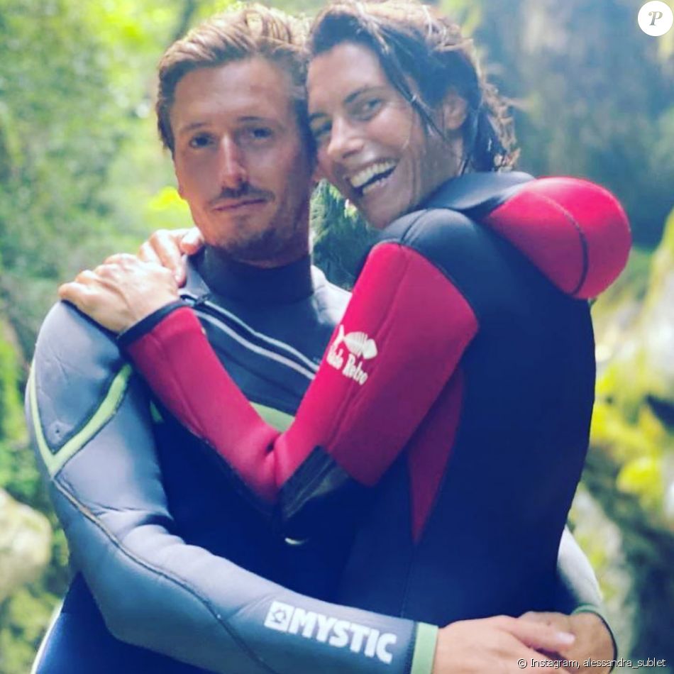 Alessandra Sublet a partagé des photos d'elle et de son amoureux, en vacances en Italie, sur Instagram, le 15 août 2020.