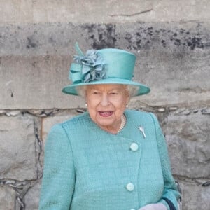La reine Elisabeth II d'Angleterre lors d'une cérémonie militaire, Trooping The Color, célébrant son anniversaire au château de Windsor. Pour la première fois depuis 1955, la cérémonie ne déroule pas dans sa forme traditionnelle, dûe à l'épidémie de Coronavirus (COVID-19) et au confinement lié à cette situation. Londres, le 13 juin 2020