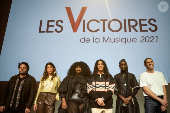 Noé Preszow, Clou, Yseult, Hatik, Lous and the Yakuza, Hervé - Conférence de presse des nommés des catégories "Révélation féminine" et "Révélation masculine" des Victoires de la Musique 2021 au Casino de Paris le 11 janvier 2021. La cérémonie de remise des prix Des Victoires de la Musique 2021 aura lieu le 12 février à La Seine Musicale. © Cyril Moreau / Bestimage 