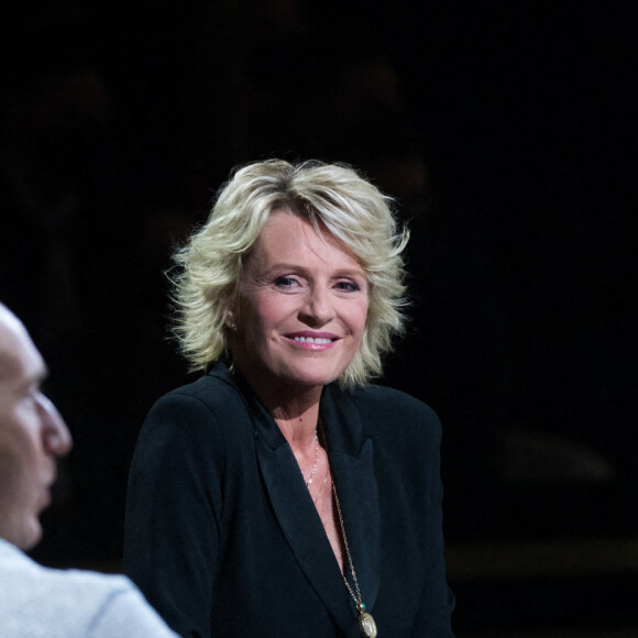 Exclusif - Sophie Davant et Mathieu - Enregistrement de l'émission "La Lettre", présentée par S.Davant, qui sera diffusée le 16 janvier 2021 sur France 2. Le 16 octobre 2020 © Cyril Moreau / Bestimage 