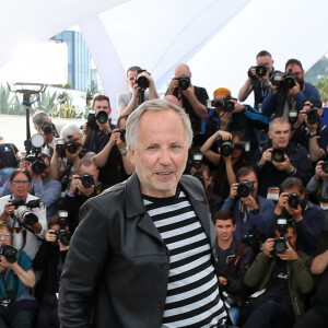 Fabrice Luchini - Photocall du film "Ma Loute" lors du 69ème Festival International du Film de Cannes. Le 13 mai 2016 © Dominique Jacovides / Bestimage 