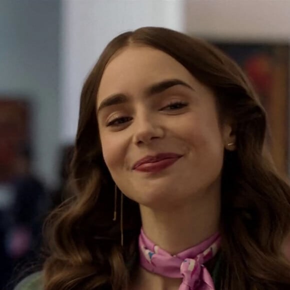 Lily Collins - Bande annonce de la série Netflix "Emily in Paris" créée par D.Star. Le 5 octobre 2020