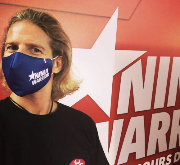 Gwendal Peizerat, champion de patinage artistique, a participé à "Ninja Warrior" le 16 janvier 2021 sur TF1.