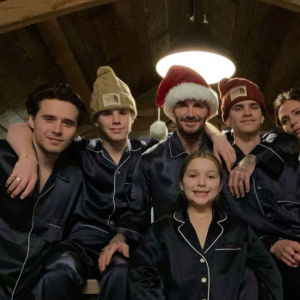 David et Victoria Beckham, et leurs enfants (de gauche à droite) Brooklyn, Cruz, Romeo et Harper. Décembre 2020.