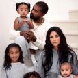 Kim Kardashian, Kanye West et leurs 4 enfants North, Saint, Chicago et Psalm en décembre 2019.