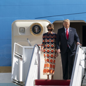 Donald et Melania Trump arrivent à Palm Beach, en Floride, le 20 janvier 2021, quelques minutes après l'investiture de Joe Biden. @Greg Lovett/The Palm Beach Post via USA TODAY NETWORK /SPUS/ABACAPRESS.COM