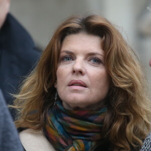 Gwendoline Hamon à la sortie des obsèques de André Rousselet en la Basilique Sainte-Clotilde de Paris le 2 juin 2016.