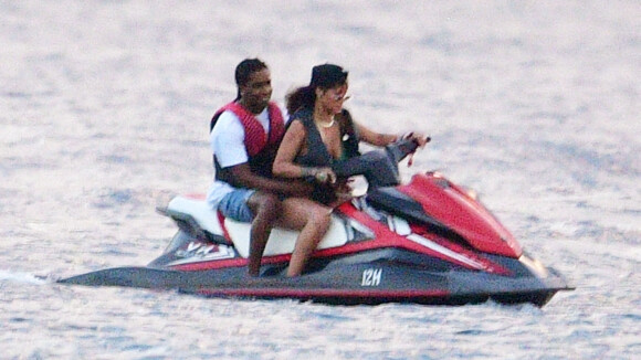 Rihanna et A$AP Rocky en couple : le baiser qui officialise