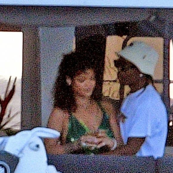 Exclusif - Rihanna et A$AP Rocky s'éclatent en vacances à la Barbade. Le 28 décembre 2020. Ils ont passé les fêtes de Noël ensemble et profité de moments de tendresse sur un yacht.