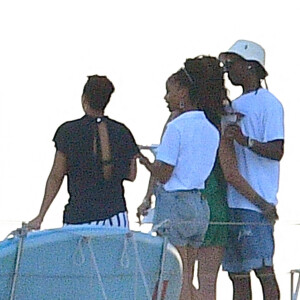 Exclusif - Rihanna et A$AP Rocky s'éclatent en vacances à la Barbade. Le 28 décembre 2020. Ils ont passé les fêtes de Noël ensemble et profité de moments de tendresse sur un yacht.