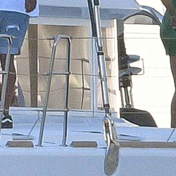 Exclusif - Rihanna et A$AP Rocky s'éclatent en vacances à la Barbade. Le 28 décembre 2020. Ils ont passé les fêtes de Noël ensemble et profité de moments de tendresse sur un yacht.