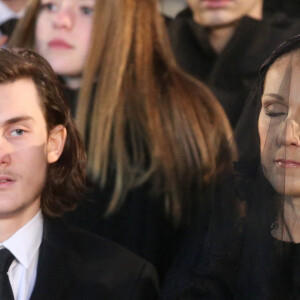 Céline Dion et son fils René-Charles Angélil - Sorties des obsèques nationales de René Angélil en la Basilique Notre-Dame de Montréal, le 22 janvier 2016.© Morgan Dessales/Bestimage 