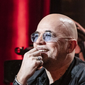 Exclusif - Pascal Obispo sur le plateau pendant l'émission On Est En Direct (OEED) , présentée par Laurent Ruquier et diffusée en direct le 16 janvier 2021 sur France 2 à Paris. © Jack Tribeca / Bestimage 