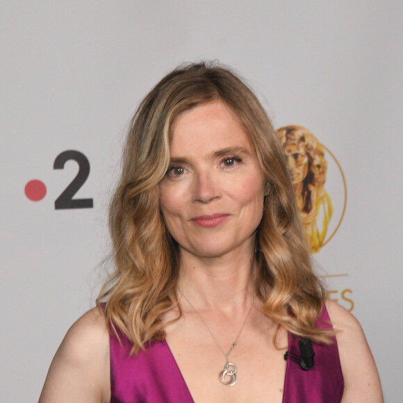 Isabelle Carré - Enregistrement à huis clos de la 32e Cérémonie des Molières au Théâtre du Châtelet à Paris, diffusée le 23 juin 2020 sur France 2. © Guirec Coadic / Bestimage
