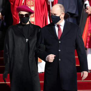 Le prince Albert II de Monaco, la princesse Charlène de Monaco - Le couple princier a assisté à la messe de Sainte Dévote à la cathédrale de Monaco le 27 janvier 2021. © Jean-Charles Vinaj / Pool Monaco / Bestimage