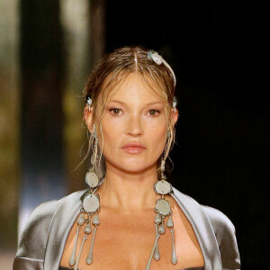 Kate Moss au défilé Fendi printemps/été 2021 le 27 janvier 2021.