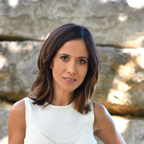 Exclusif - Fabienne Carat durant le premier jour de tournage de la nouvelle saison de la série télévisée diffusée sur TF1 "Section de Recherches", le 9 septembre 2019 au Rouret. Dans cette nouvelle saison, X.Deluc dans le rôle de Martin Bernier et F.Semonin dans le rôle de Lucas Auriol vont accueillir dans leur brigade l'actrice Fabienne Carat, dans le rôle de Jeanne Lorieux, commandant de gendarmerie. La diffusion de la série débutera le 28 janvier 2021. © Bruno Bebert / Bestimage  (No Web - pour Suisse et Belgique)