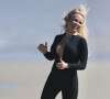 Exclusif - Pamela Anderson sur le tournage d'une publicité pour Ultra Tunes TV sur la plage de Gold Coast sur la côte est de l'Australie. Le 26 novembre 2019.