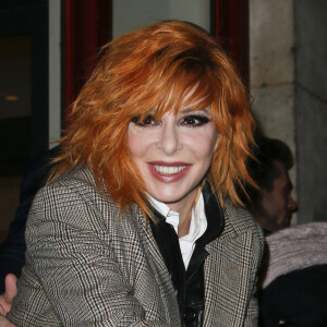 Mylène Farmer - Les célébrités quittent le défilé de mode "Jean-Paul Gaultier" au théâtre du Châtelet à Paris. © Christophe Clovis-Veeren Ramsamy / Bestimage 