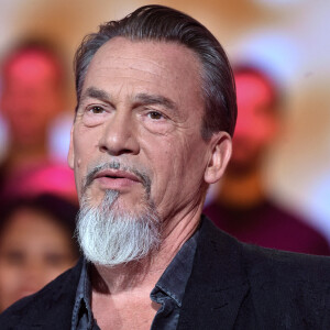 Exclusif - Florent Pagny - Enregistrement de l'émission "300 Choeurs chantent pour les Fêtes", qui sera diffusée le 24 décembre sur France 3, à Paris. © Tiziano Da Silva / Bestimage 