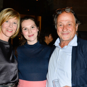 Chantal Ladesou avec sa fille Clémence Ansault enceinte et son mari Michel Ansault - Inauguration du théâtre de la Tour Eiffel à Paris le 16 octobre 2017. © Coadic Guirec/Bestimage