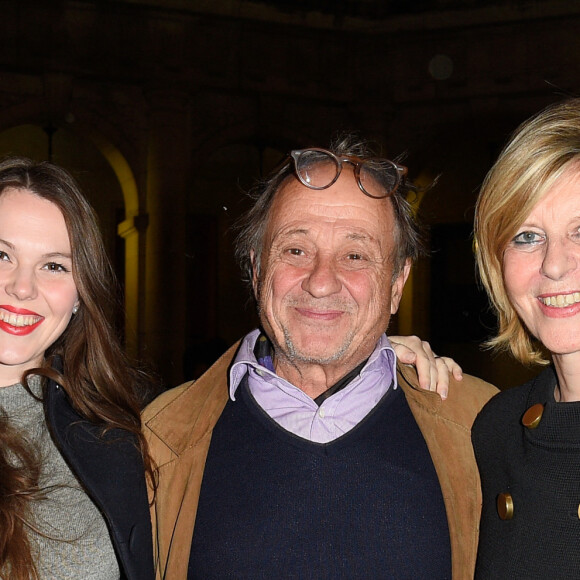 Chantal Ladesou avec son mari Michel Ansault et leur fille Clémence enceinte à la générale de la pièce "La Vraie Vie" au théâtre Edouard 7 à Paris, le 18 septembre 2017. © Guirec Coadic/Bestimage 