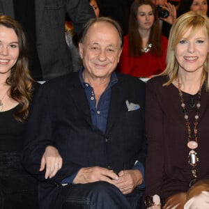 Clémence Ansault avec ses parents Chantal Ladesou et Michel Ansault - Enregistrement de l'émission "Vivement dimanche" à Paris le 29 octobre 2014.