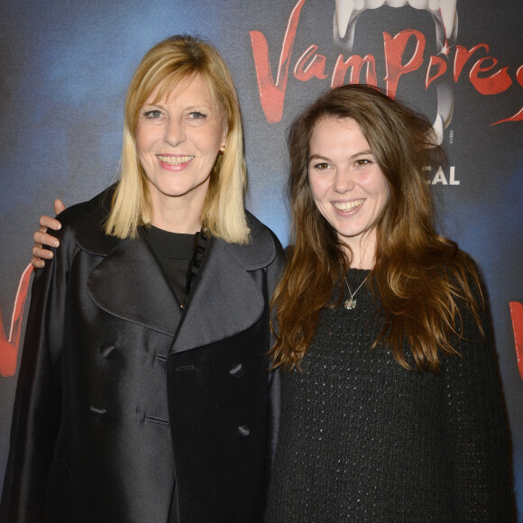 Chantal Ladesou et sa fille Clémence - Générale de la comédie musicale "Le Bal des Vampires" au Théâtre Mogador à Paris, le 16 octobre 2014. 