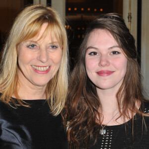 Chantal Ladesou et sa fille Clémence - Gala d'enfance majuscule au profit de l'enfance maltraitee a la salle Gaveau a Paris le 25 fevrier 2013.