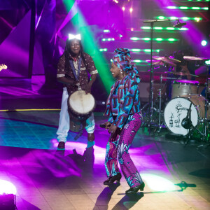 Exclusif - Matthieu Chedid, Angelique Kidjo - Grande soirée solidaire et festive "Secours Pop La Grande Soirée" au Cirque d'Hiver à Paris, diffusée en direct le 6 février sur France 2 © Tiziano Da Silva - Cyril Moreau / Bestimage 