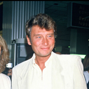 Archives - Nathalie Baye et Johnny à Cannes en 1984. 