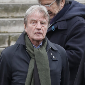 Exclusif - Bernard Kouchner - Obsèques de Jacques Leibowitch au crématorium du Père Lachaise à Paris.