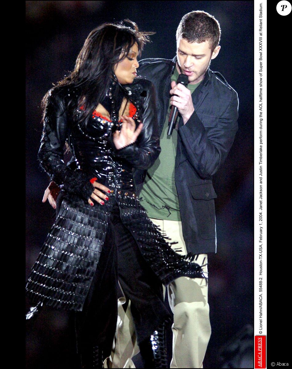 Janet Jackson et Justin Timberlake lors du Super Bowl XXXVIII au Reliant Stadium à Houston.
