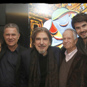 Exclusif - Marie-Paule Belle, Alice Dona, Luana Santonino, Thierry Chassagne, sa femme Marie-Hélène, Gilbert Coullier, Gérard Davoust, Frédéric Lama (fils de Serge Lama) - Serge Lama a fêté son anniversaire à l'issue de son concert à l'Olympia au Bar Romain, rue Caumartin. Paris, le 11 février 2018. © Alain Guizard / Bestimage 