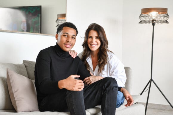 Exclusif - Sandrine Diouf et son fils Isaac posent dans leur maison à Marseille, France, le 16 janvier 2021. © Jean-René Santini/Bestimage