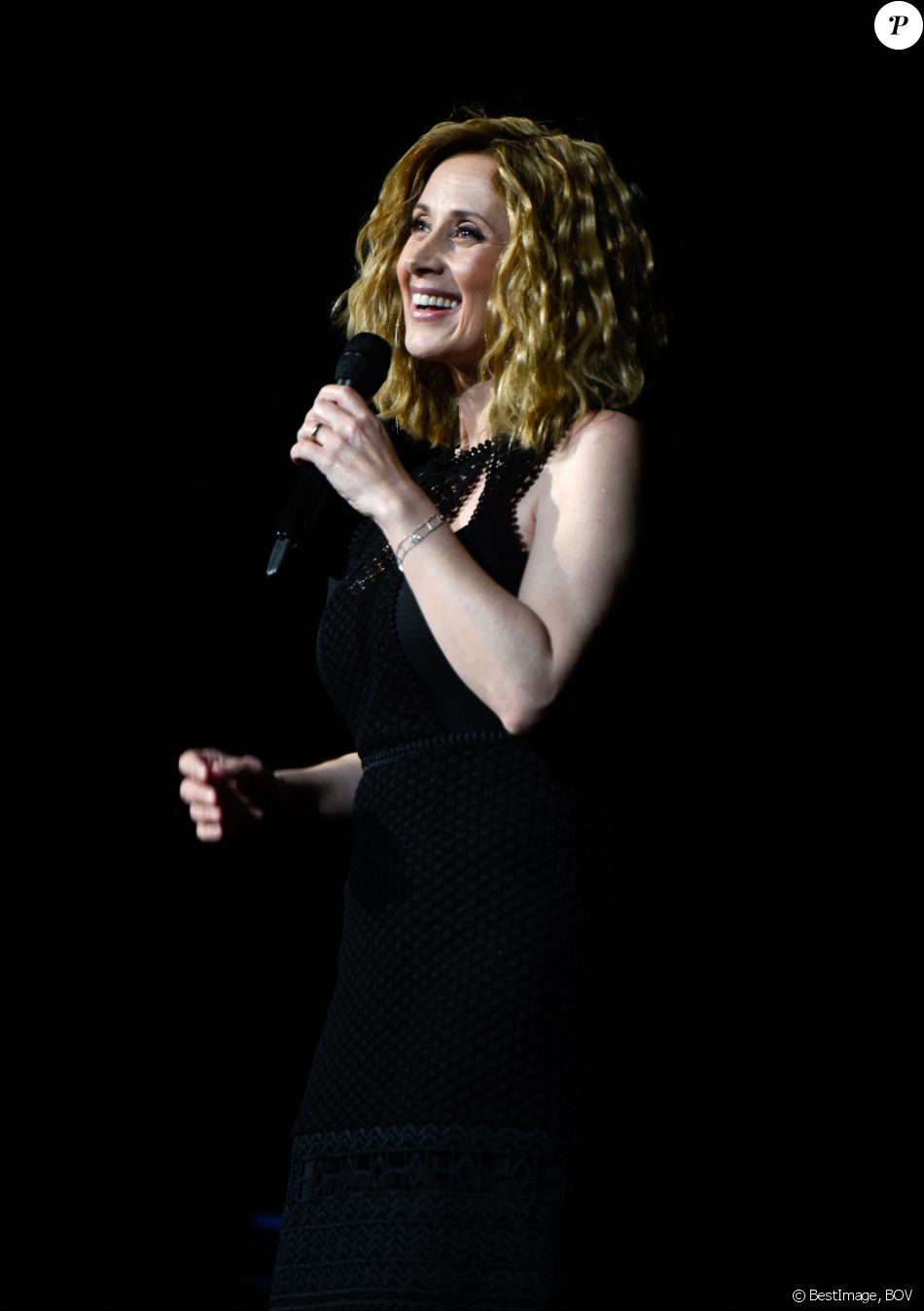 Lara Fabian en concert au Zenith de Paris, France, le 16 juin 2018. © BOV/Bestimage