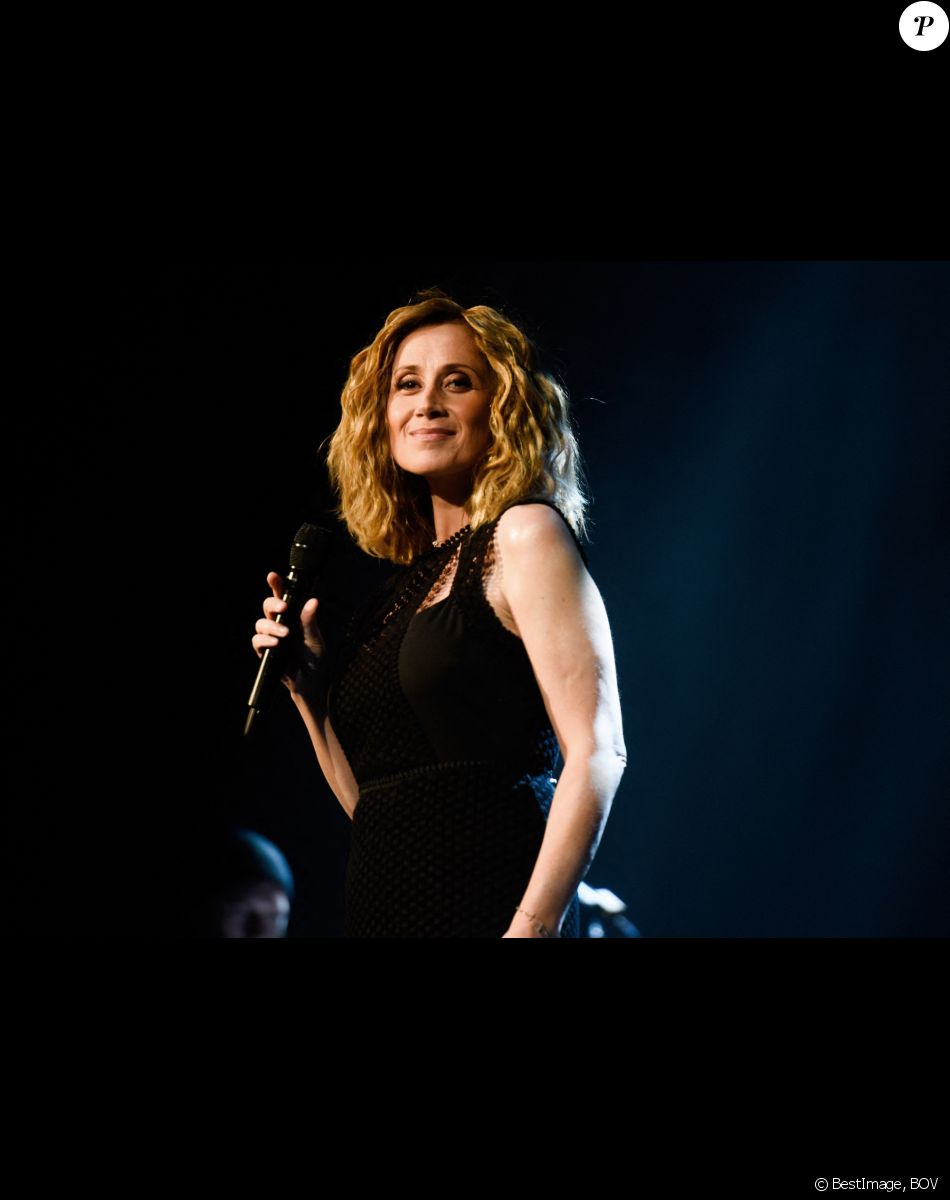 Lara Fabian en concert au Zenith de Paris, France, le 16 juin 2018. © BOV/Bestimage