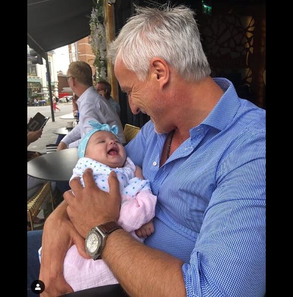 Maëva Denat publie une photo de David Ginola avec lerur fille sur Instagram le 28 juillet 2018.