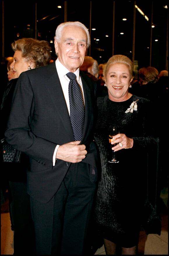 PHILIPPE VENET ET LA BARONNE HELENE DE LUDINGHAUSEN - LES AMIS DU CENTRE GEORGES POMPIDOU FETENT LES 30 ANS DU CENTRE  PARTY FOR THE 30 TH BIRTHDAY OF GEORGES POMPIDOU CENTER (BEAUBOURG) IN PARIS 