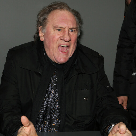 Gérard Depardieu - Salon du livre à la porte de Versailles à Paris le 18 mars 2018. © Denis Guignebourg/Bestimage