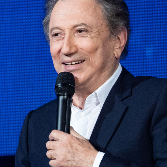 Exclusif - Michel Drucker - Enregistrement de l'émission "Le grand show de l'humour - Les 50 comiques préférés des français" au Palais des Sports de Paris © Cyril Moreau / Bestimage