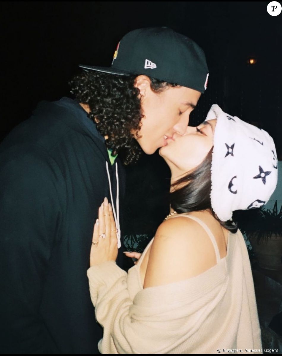 Vanessa Hudgens et son compagnon Cole Tucker sur Instagram.