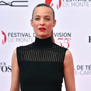 Elodie Frenck - Photocall de la soirée d'ouverture du 55ème festival de télévision de Monte-Carlo à Monaco.