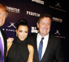 Donald Trump et Piers Morgan autour de Kim Kardashian - Soirée The Apprentice à New York en 2010